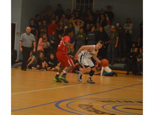 Knights’ rally falls short in loss Knights’ rally falls short in loss