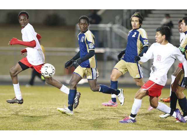 Cats fight for a tie Friday night Cats fight for a tie Friday night