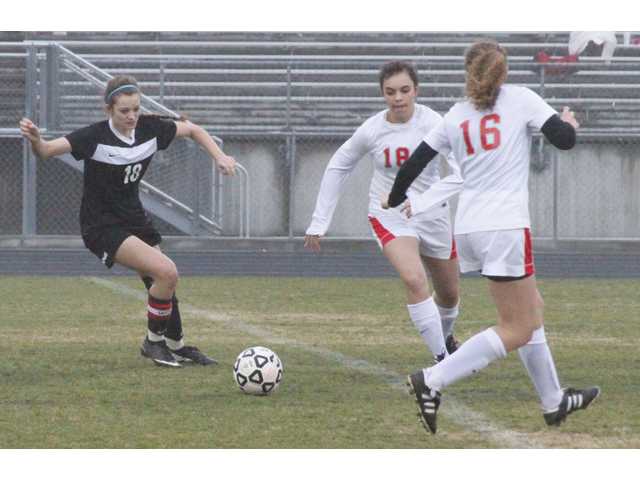 Midfield too strong for Winder-Barrow Midfield too strong for Winder-Barrow