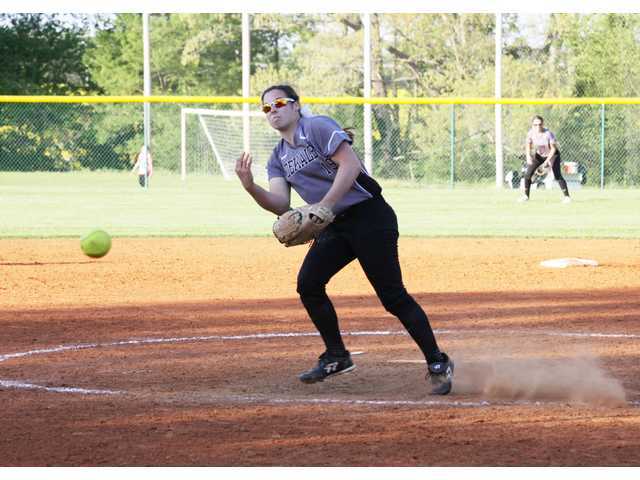 Caplinger honored by Kicks Country Caplinger honored by Kicks Country