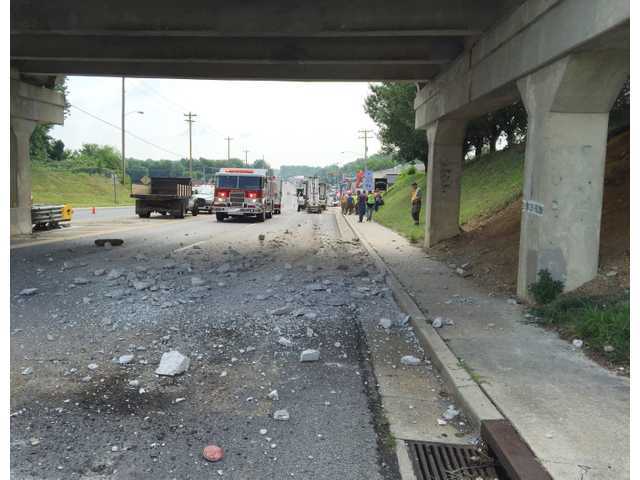 College Street bridge bid awarded College Street bridge bid awarded