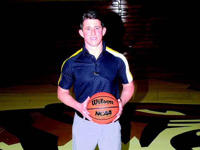 John Sanders new DCHS b-ball coach John Sanders new DCHS b-ball coach