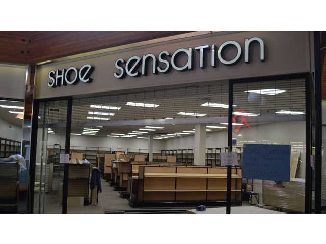 shoe sensation s permanent location at three star mall is in the final
