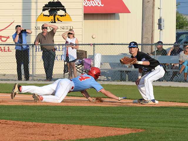 Owls snatch win Owls snatch win