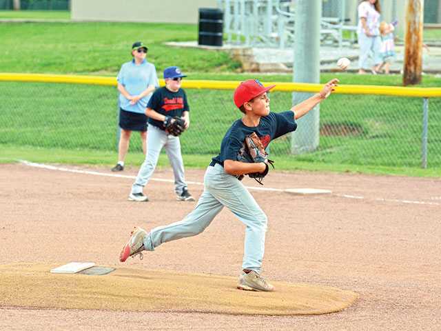 Donald Hillis ends season in style Donald Hillis ends season in style