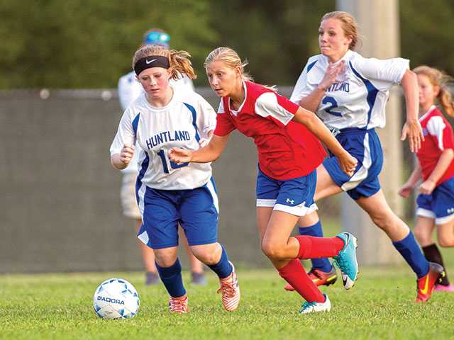 WCMS soccer thumps Huntland WCMS soccer thumps Huntland