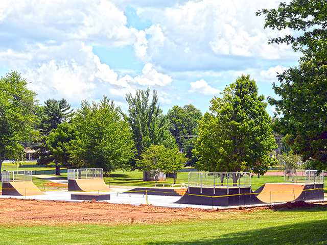 Skate park rolling toward completion Skate park rolling toward completion