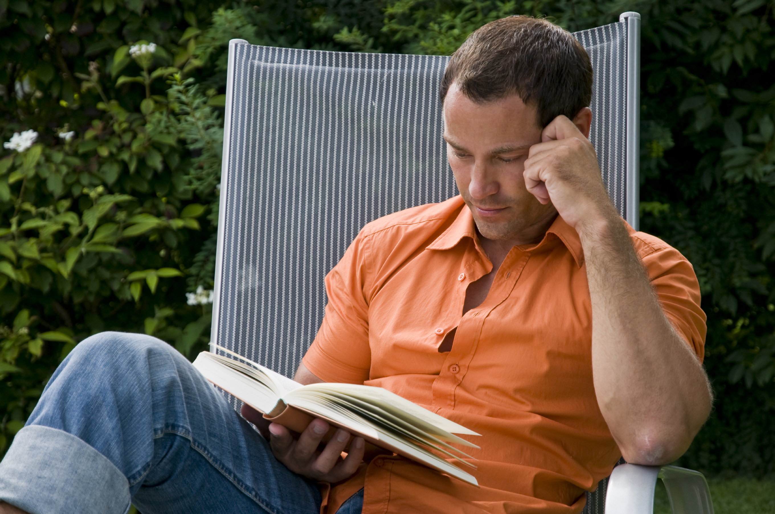6 reasons I read more than one book at a time 6 reasons I read more than one book at a time