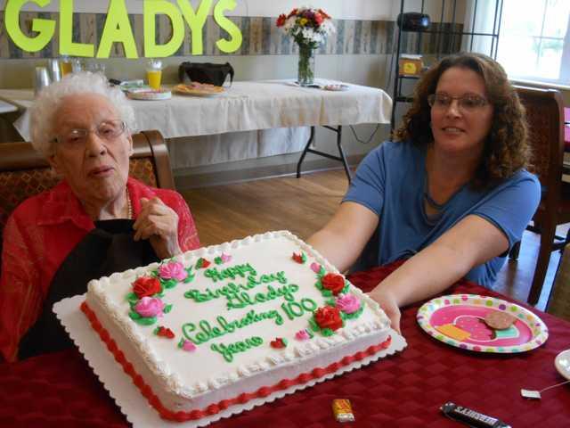 Queen acknowledges Aken’s 100th birthday Queen acknowledges Aken’s 100th birthday