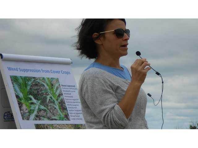 Field day emphasizes benefits of cover crops in Crawford County Field day emphasizes benefits of cover crops in Crawford County