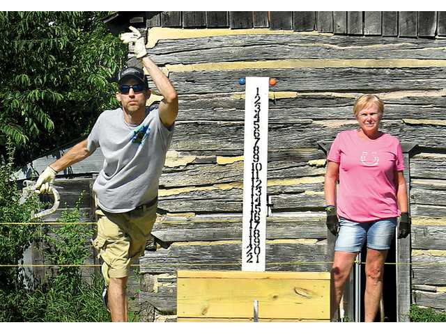 Gays Mills Horseshoe Tournament drew a crowd Gays Mills Horseshoe Tournament drew a crowd