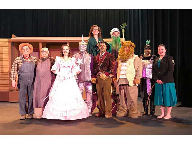 Last chances to see ‘Christmas in the Land of Oz’ Last chances to see ‘Christmas in the Land of Oz’