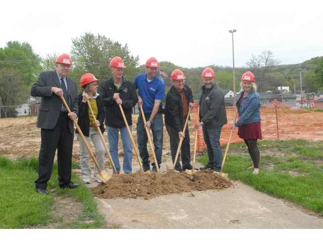 Ground broken for new aquatic center Ground broken for new aquatic center